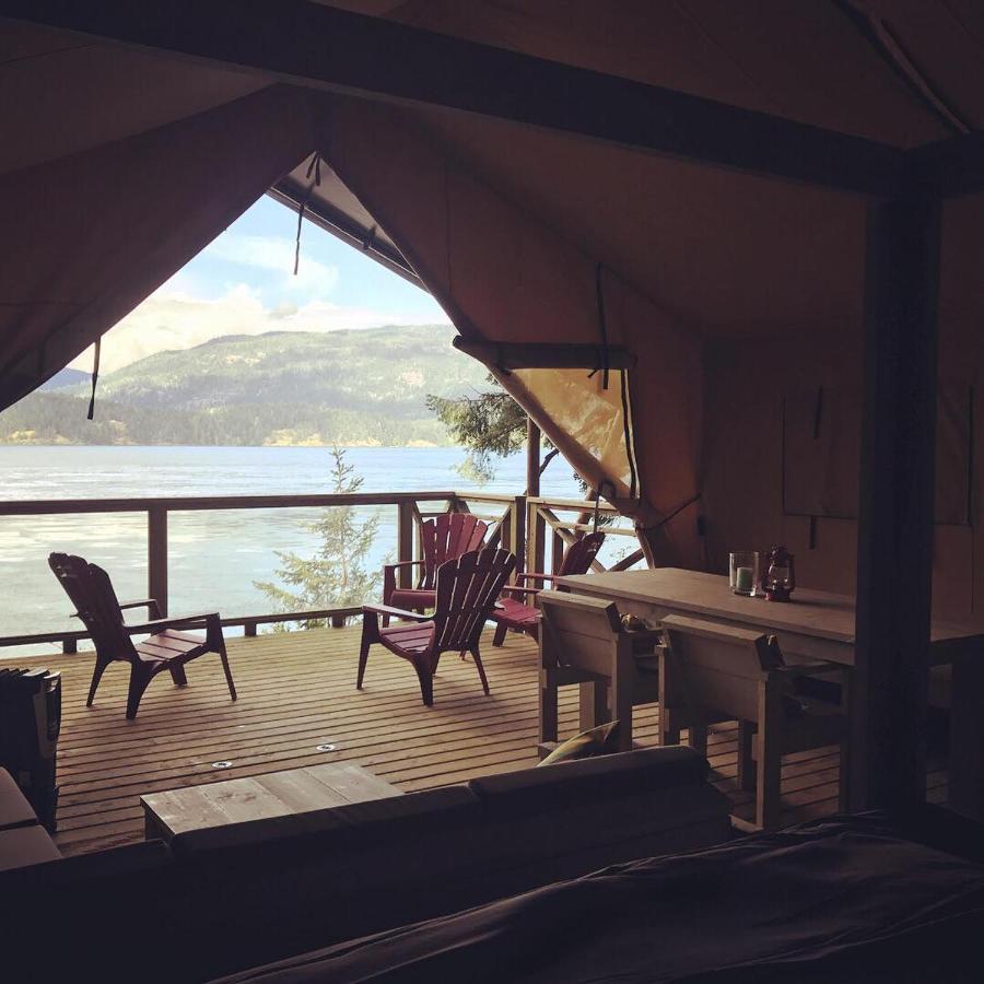 Brown'S Bay Resort Campbell River Eksteriør billede