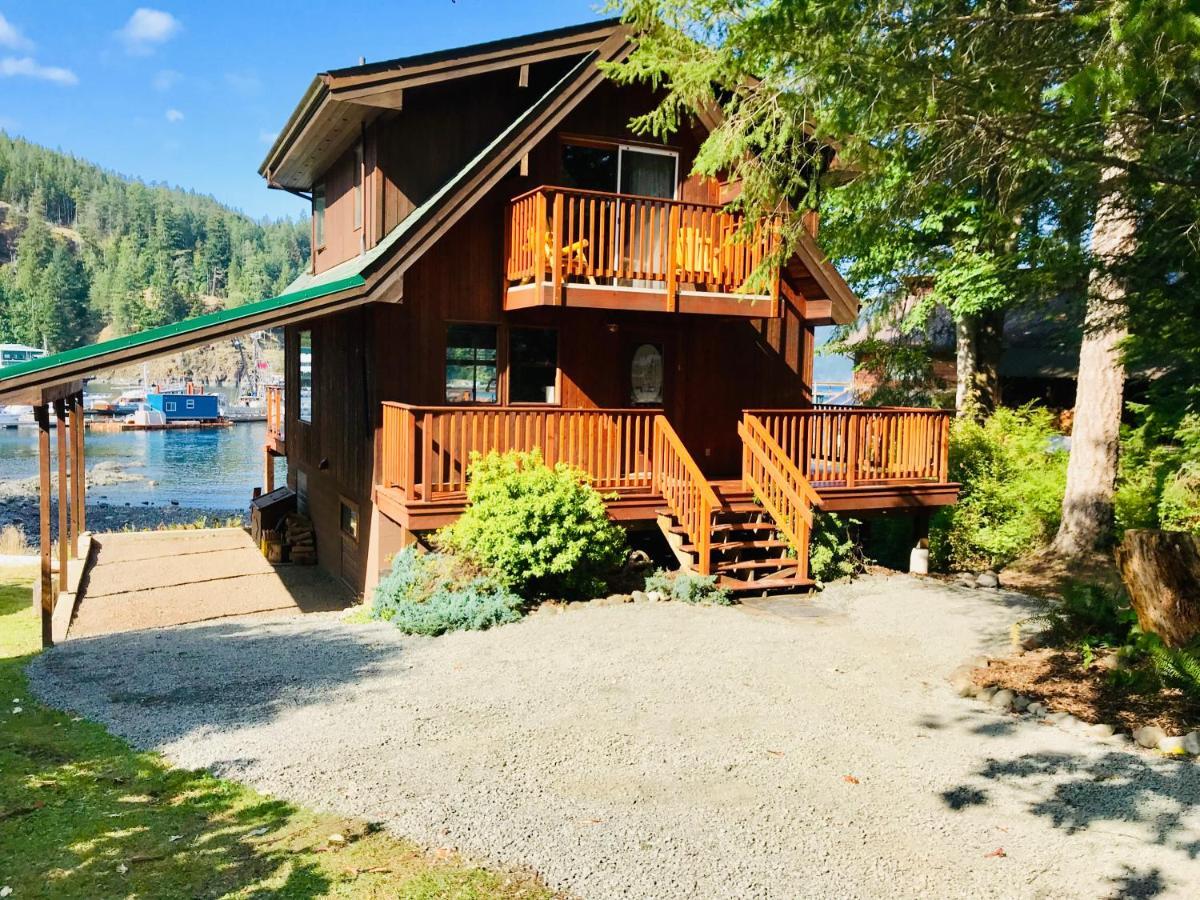 Brown'S Bay Resort Campbell River Eksteriør billede